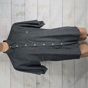 Daniel K. Short sleeve button down shirt sz L